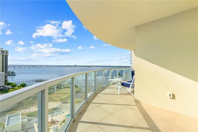 $4,000 | 3000 Oasis Grand Boulevard, Unit 1101, Fort Myers, FL 33916