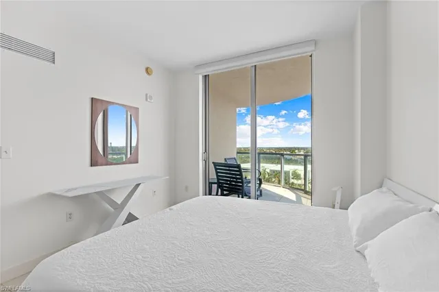 $4,000 | 3000 Oasis Grand Boulevard, Unit 1101, Fort Myers, FL 33916