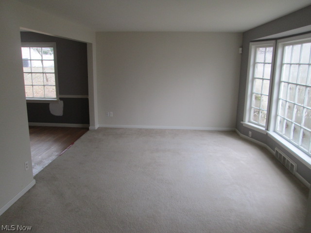 1139 Haselton Road Cleveland Heights, OH 44121 - Photo 7 of 12
