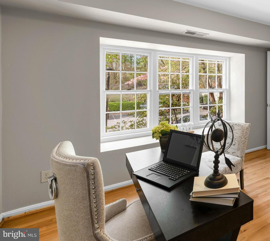 8543 Bradford Road, Unit 94 Silver Spring, MD 20901 - Photo 17 of 28