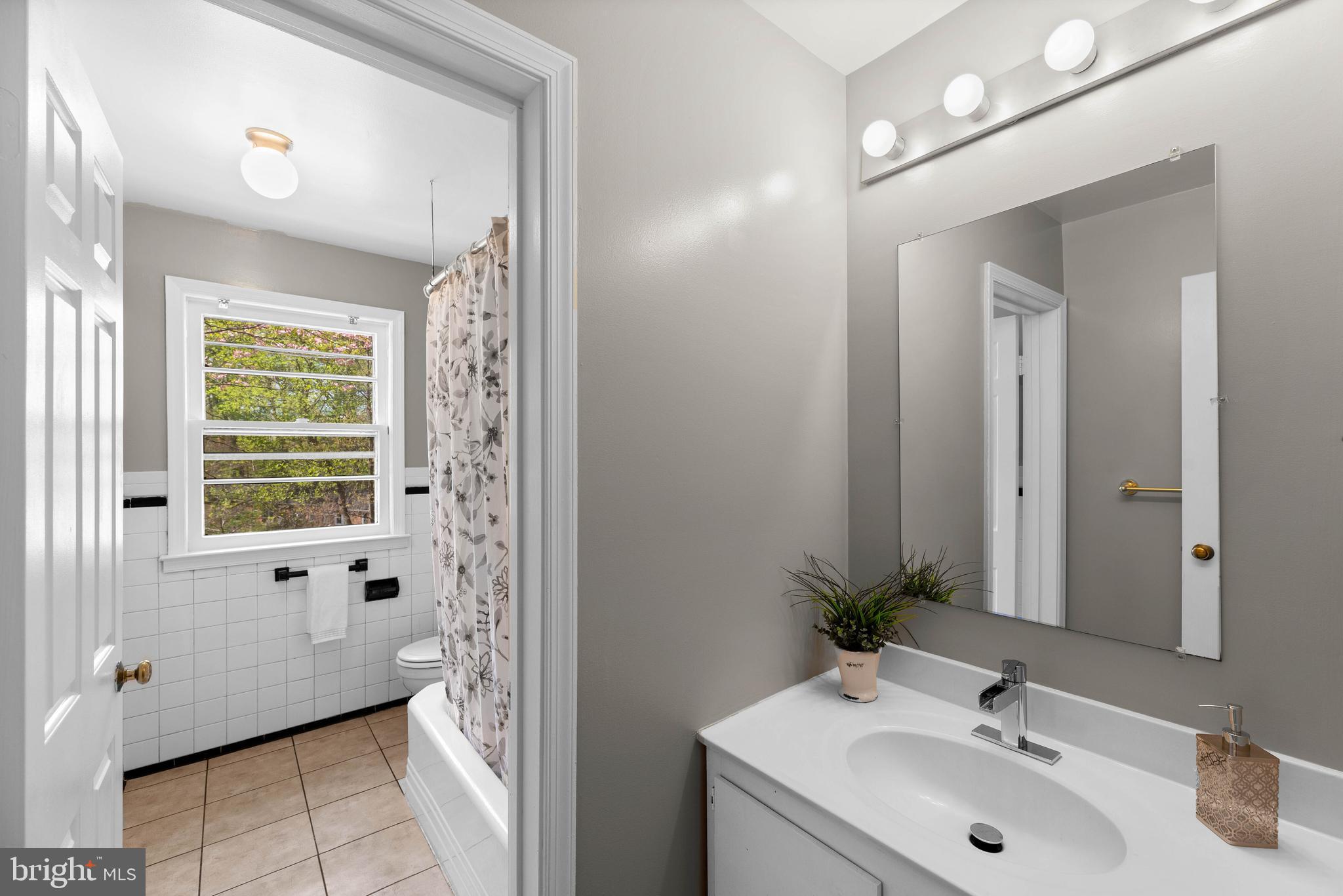 8543 Bradford Road, Unit 94 Silver Spring, MD 20901 - Photo 21 of 28