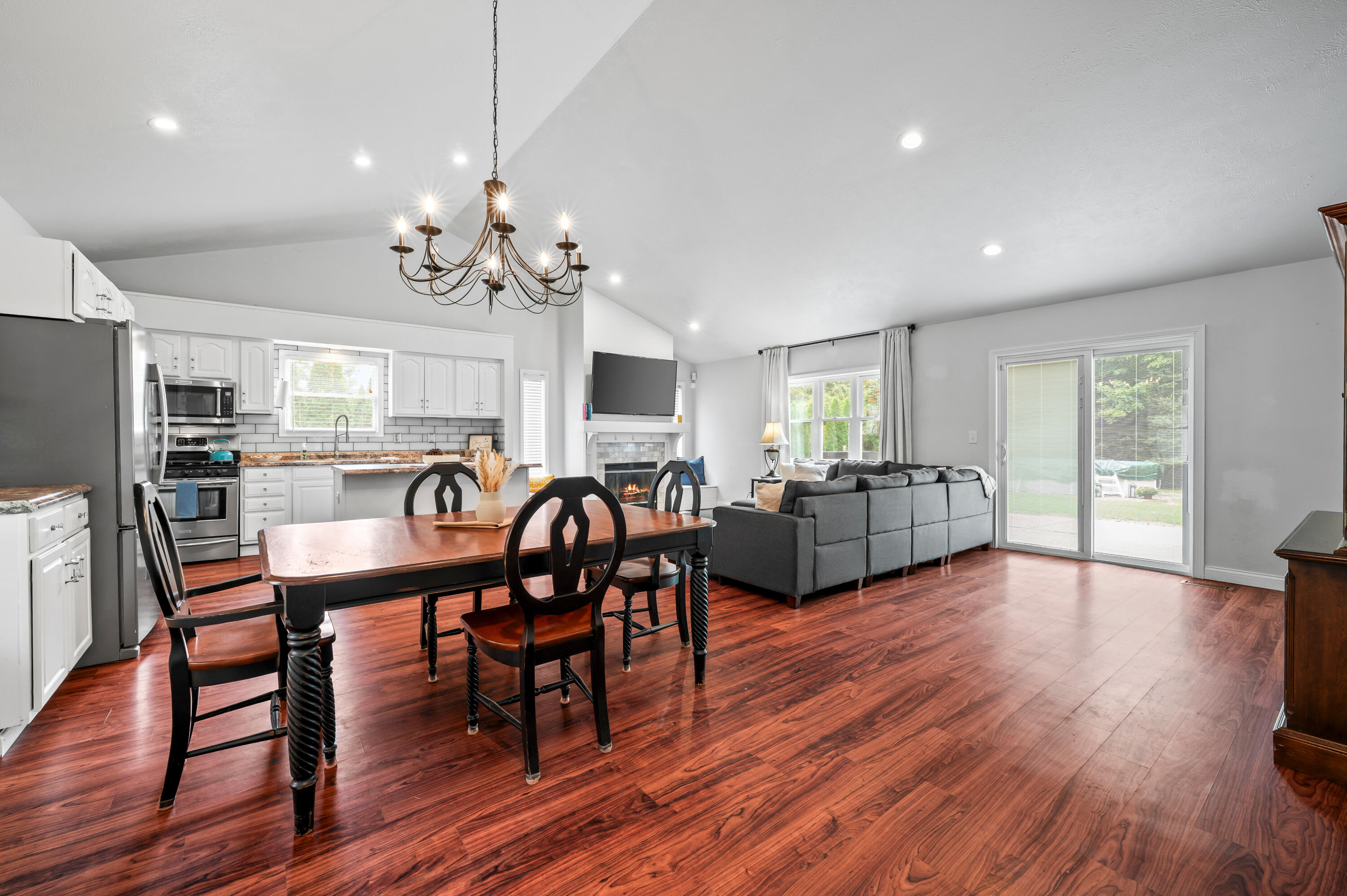 1148 Carberry Road Niles, MI 49120 - Photo 4 of 22 09KAT_2721