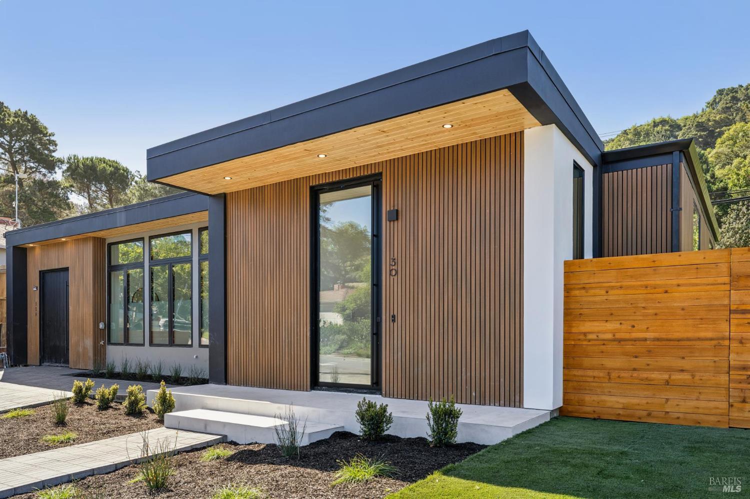 30 Juno Road Tiburon, CA 94920 - Photo 4 of 80
