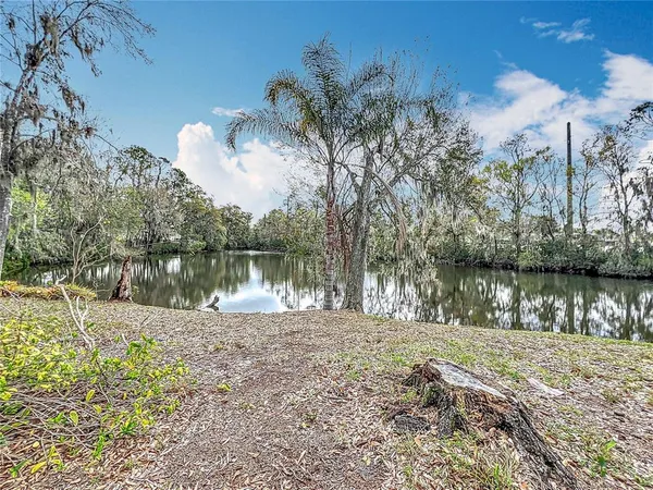 $320,000 | 3322 Heather Glynn Drive, Mulberry, FL 33860