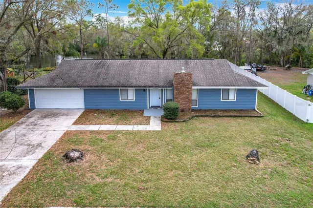 $320,000 | 3322 Heather Glynn Drive, Mulberry, FL 33860