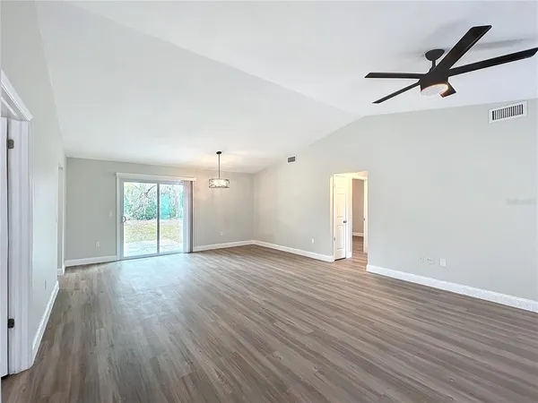 $320,000 | 3322 Heather Glynn Drive, Mulberry, FL 33860