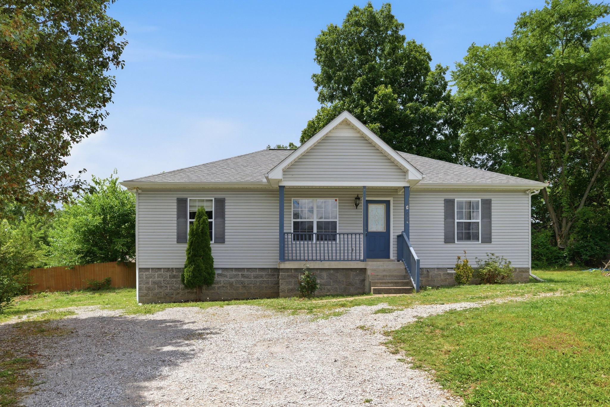 314 Reeves Court Springfield, TN 37172 - Photo 1 of 25