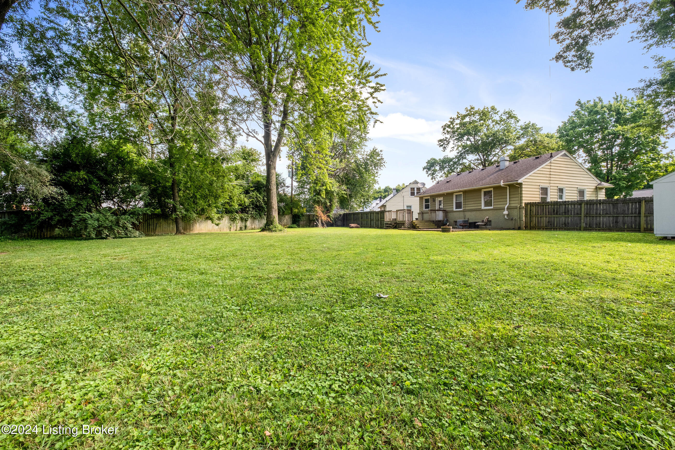 3010 Radiance Road Louisville, KY 40220 - Photo 25 of 25 3010radiance_083