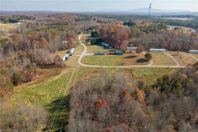 $25,000 | 1207 Alleghany Lane, Pilot Mountain, NC 27041