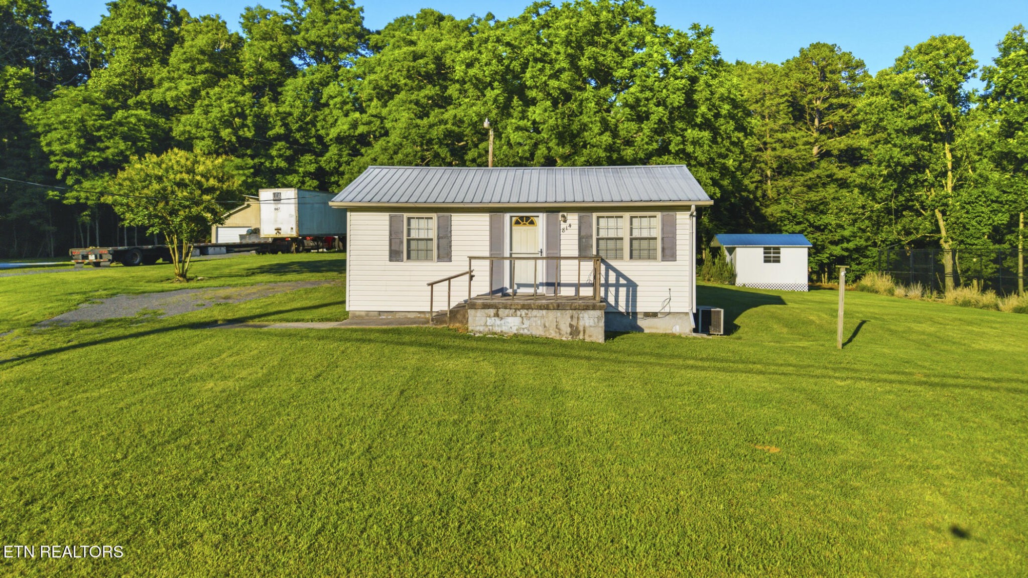 814 Midway Road Strawberry Plains, TN 37871 - Photo 47 of 59