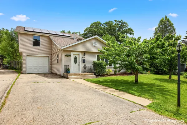 $314,900 | 615 Highland Avenue, Antioch, IL 60002