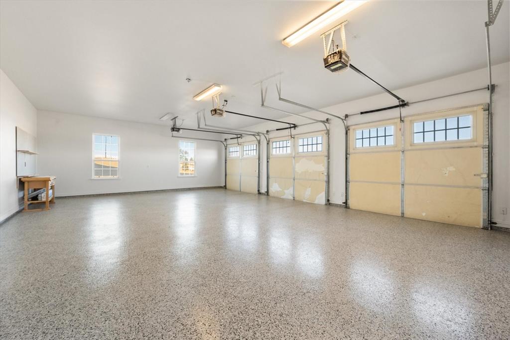 6056 Bennett Lawson Road Mansfield, TX 76063 - Photo 31 of 38 a view of a livingroom with an empty space and a window