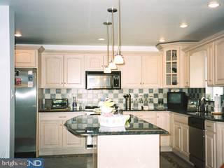 129 Friendship Road Drexel Hill, PA 19026 - Photo 2 of 6