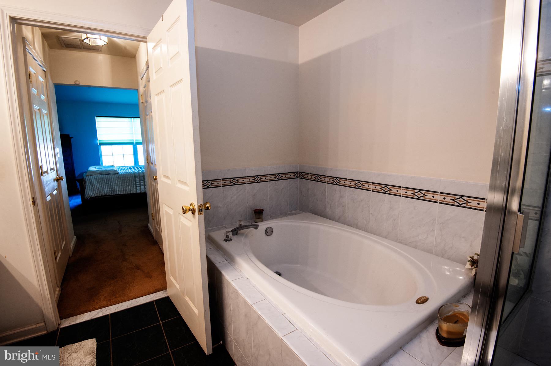 17 Simons Way Huntingdon Valley, PA 19006 - Photo 21 of 30 Gallery Image 21