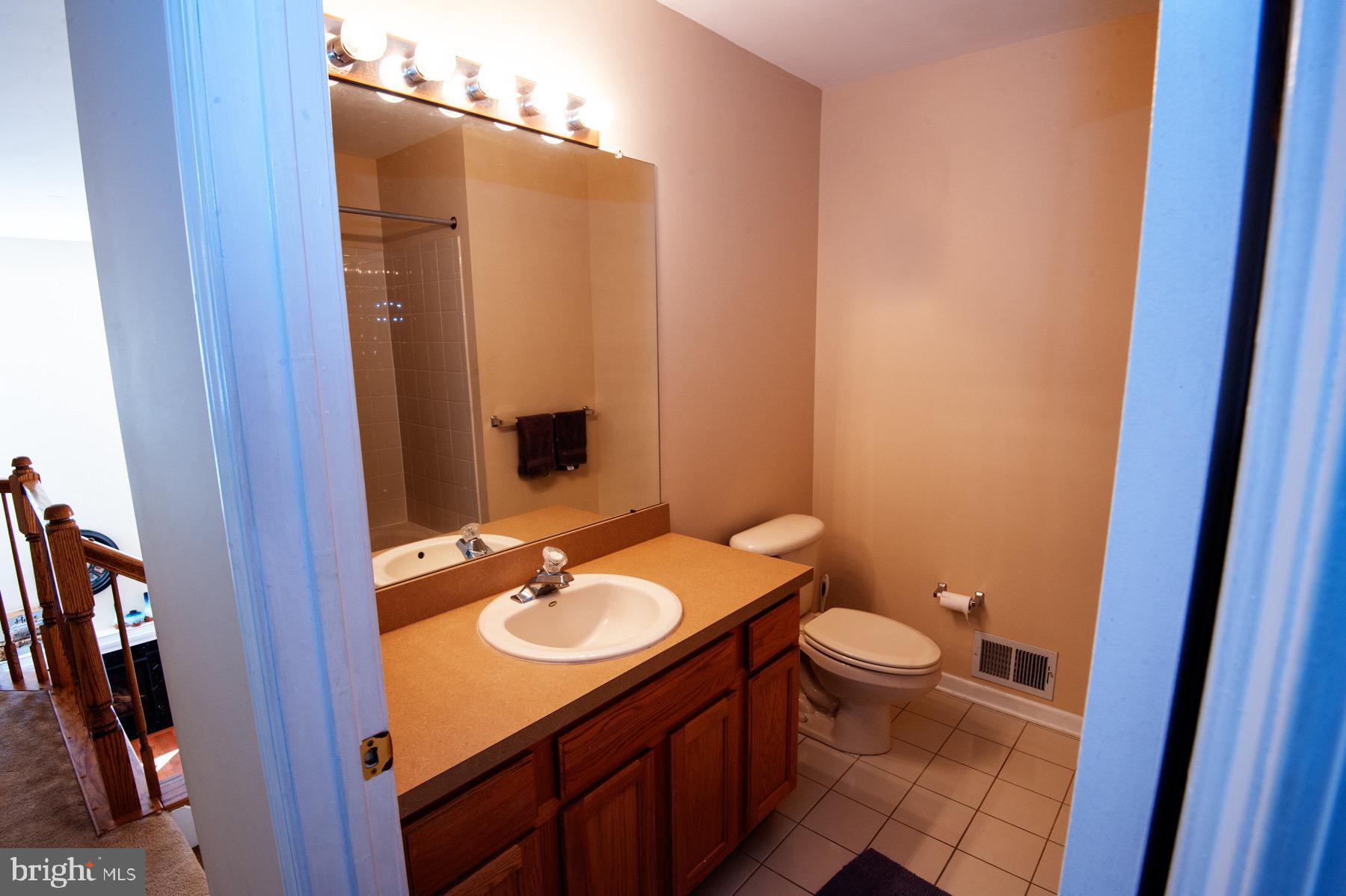 17 Simons Way Huntingdon Valley, PA 19006 - Photo 24 of 30 Gallery Image 24