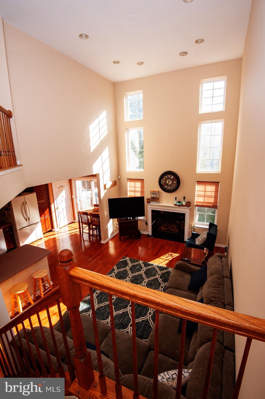 17 Simons Way Huntingdon Valley, PA 19006 - Photo 5 of 30 Gallery Image 5