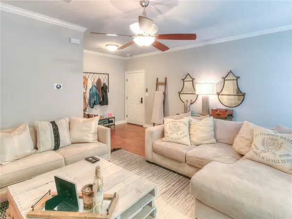 $175,000 | 3100 Fairfield Avenue, Unit 4D, Shreveport, LA 71104