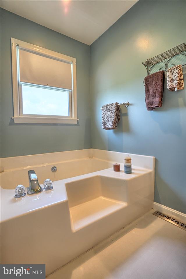 430 Shed Road Newville, PA 17241 - Photo 17 of 25 Gallery Image 17
