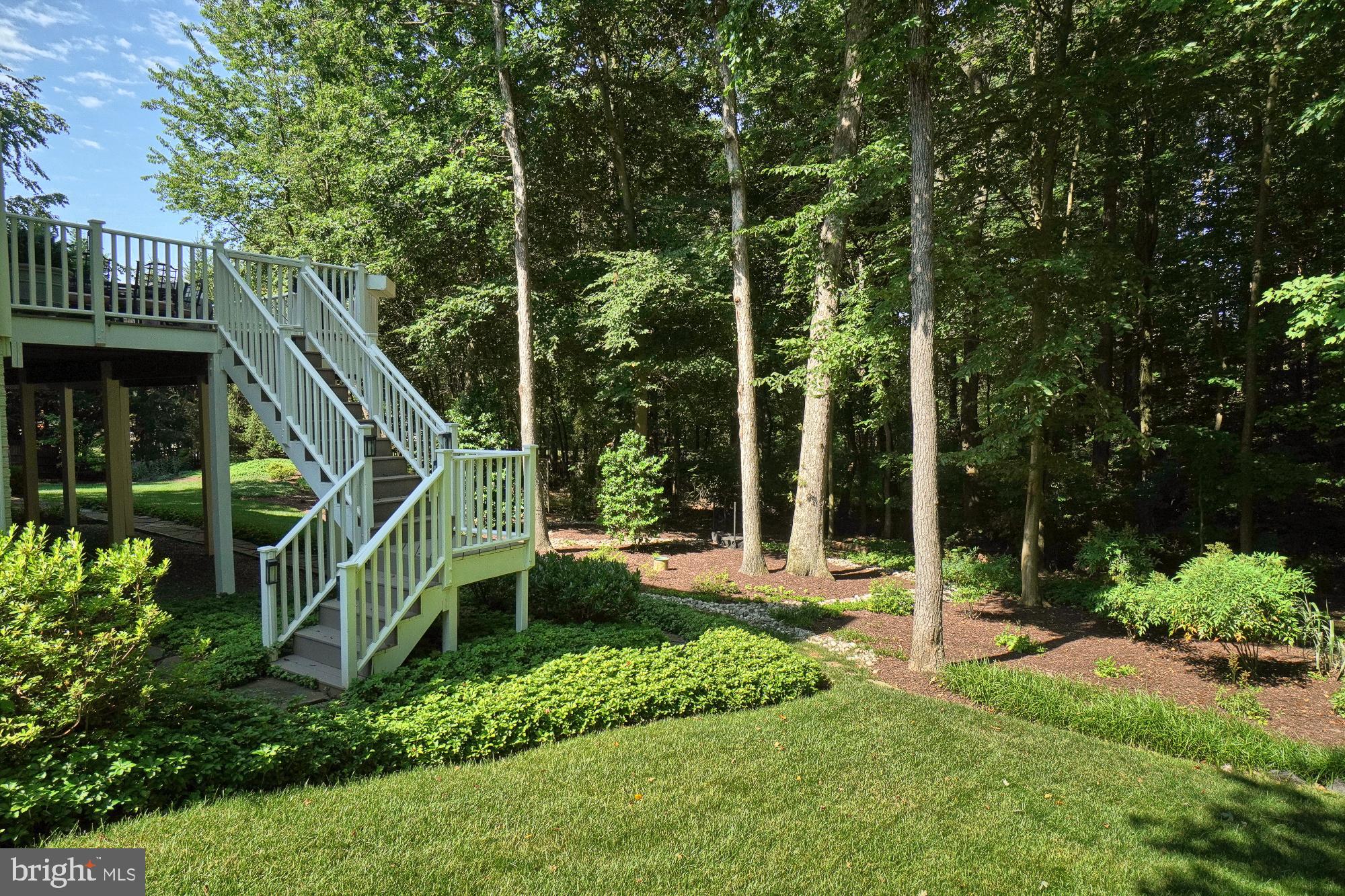 18 Hackett Court Poolesville, MD 20837 - Photo 13 of 82 Looking for peace and quiet? You found it!