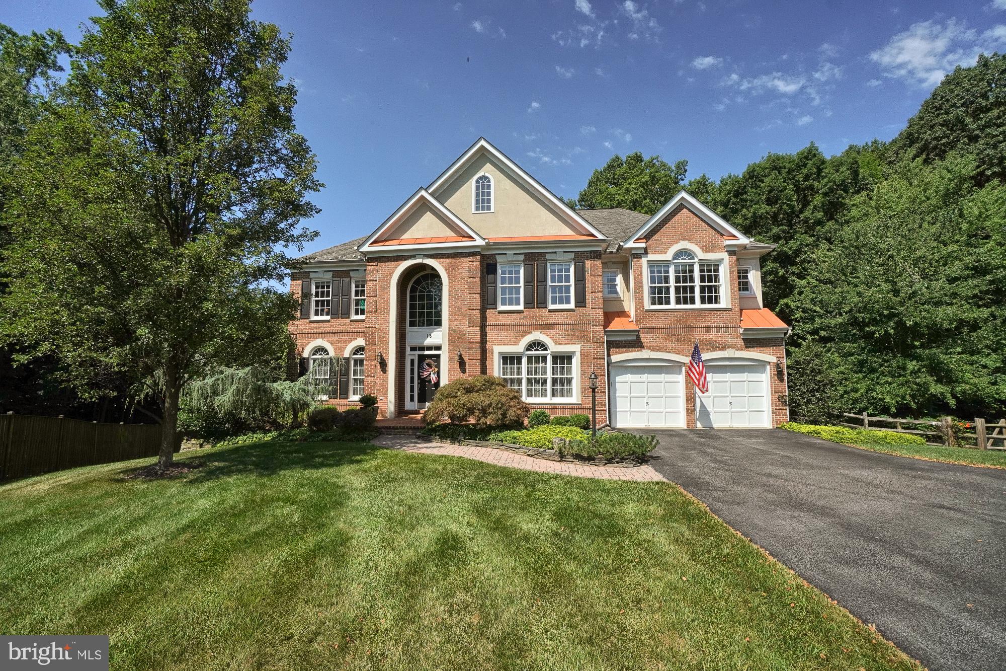 18 Hackett Court Poolesville, MD 20837 - Photo 3 of 82 Compare to new builds at $100k's more!