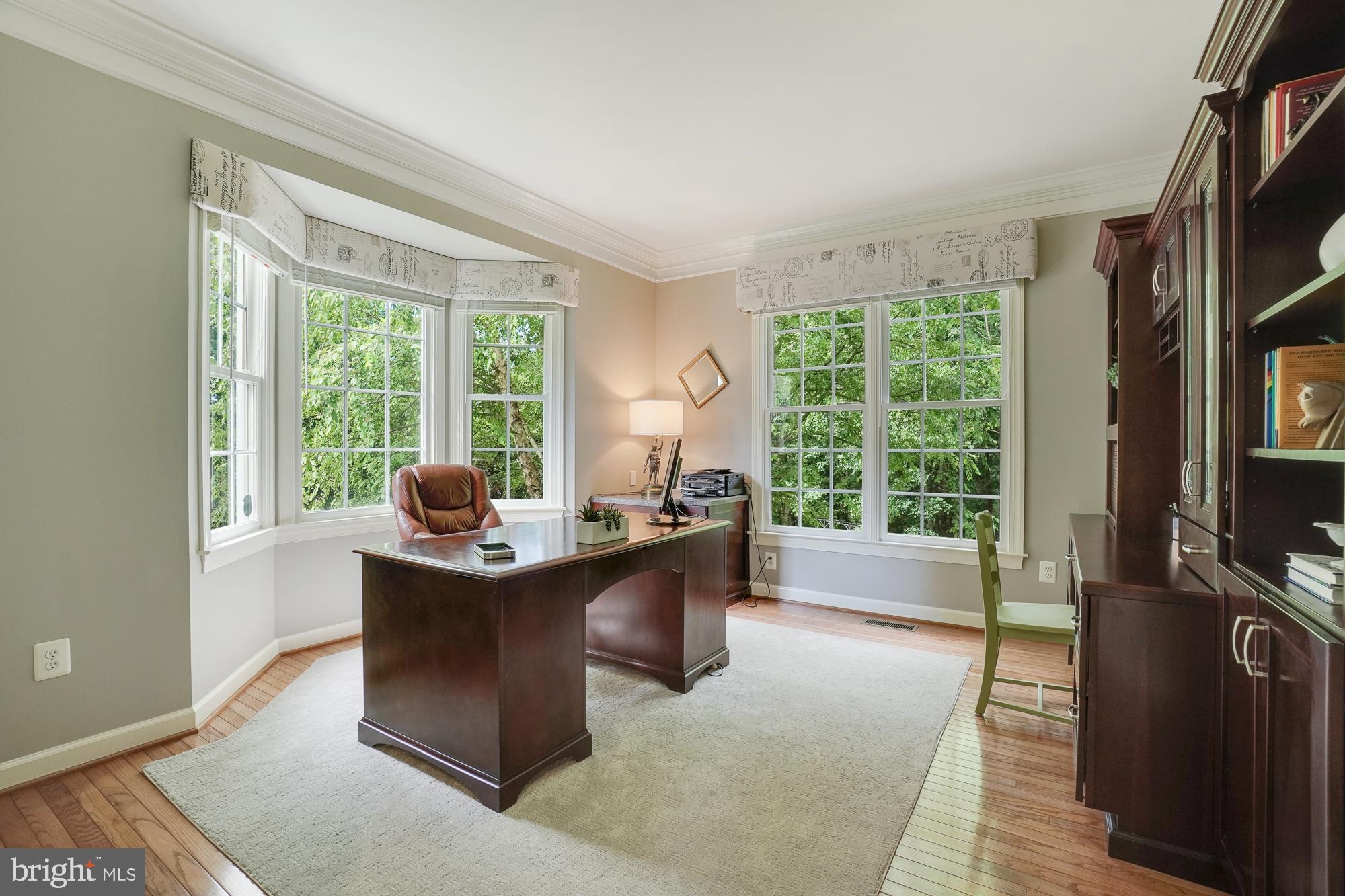 18 Hackett Court Poolesville, MD 20837 - Photo 35 of 82 Private office w/ bump-out. Desk & cabinets convey