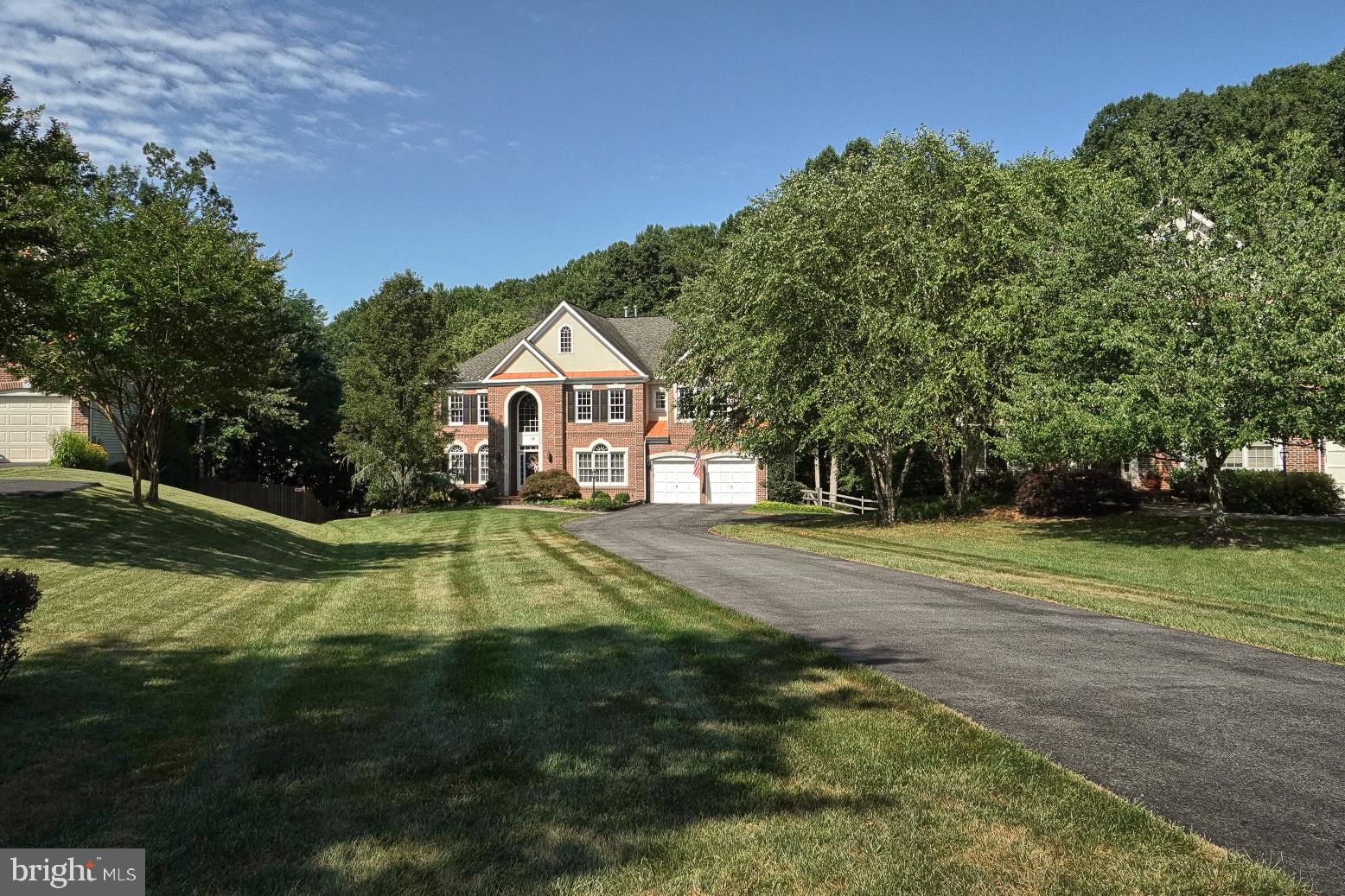 18 Hackett Court Poolesville, MD 20837 - Photo 6 of 82 Large and expansive lot backing to woods