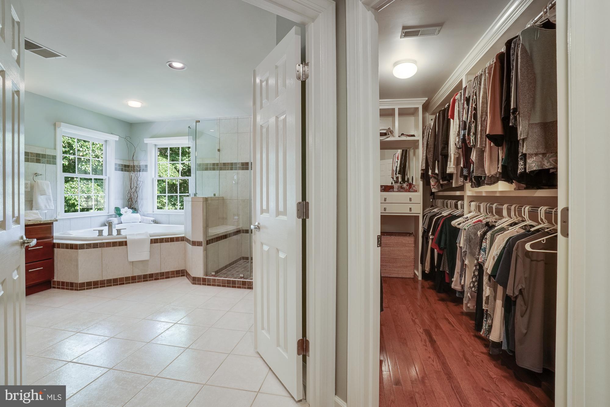 18 Hackett Court Poolesville, MD 20837 - Photo 51 of 82 Both owner's suite closets are generously sized