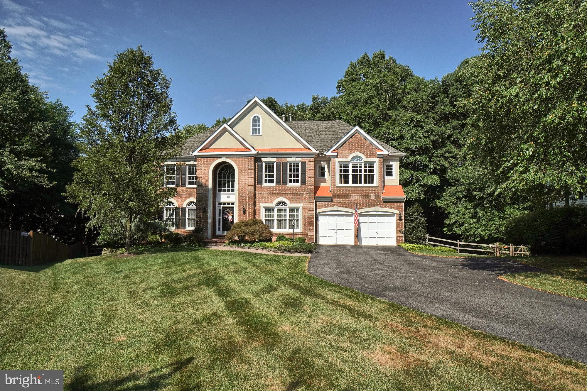 18 Hackett Court Poolesville, MD 20837 - Photo 7 of 82 Double wide driveway for ease of entry and exit