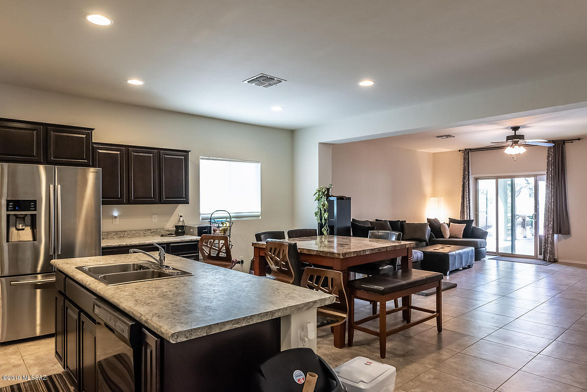 21686 East Founders Road Red Rock, AZ 85145 - Photo 3 of 18 Gallery Image 3