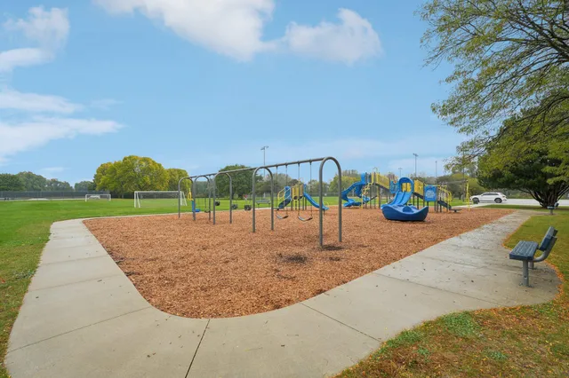 $176,900 | W170N11573 Armada Drive, Germantown, WI 53022