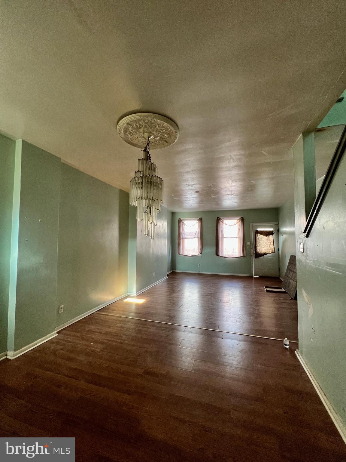 2516 West Seybert Street Philadelphia, PA 19121 - Photo 2 of 11