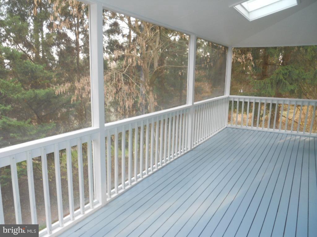 1717 Circle Road Towson, MD 21204 - Photo 4 of 19 Private screened porch