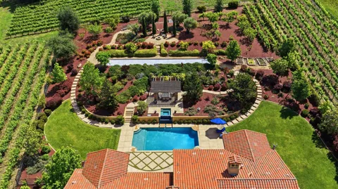 a view of outdoor space yard and patio