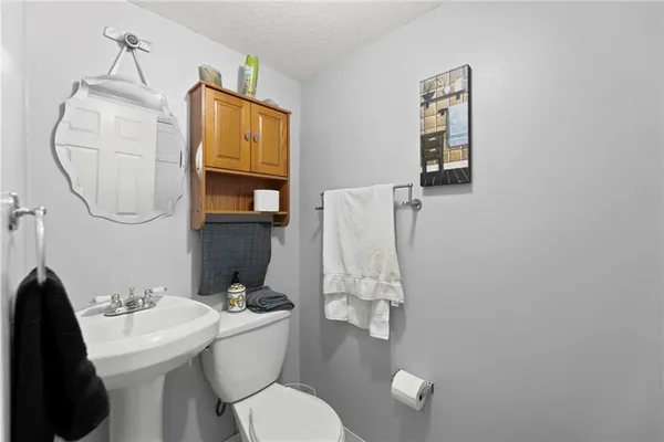 $369,000 | 1611 Northeast Duchess Drive, Lee's Summit, MO 64086