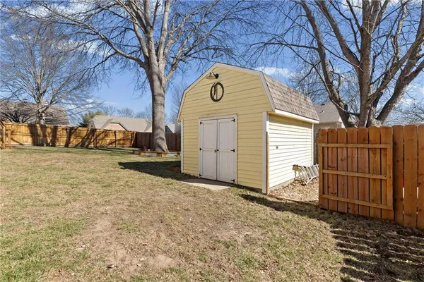 $369,000 | 1611 Northeast Duchess Drive, Lee's Summit, MO 64086