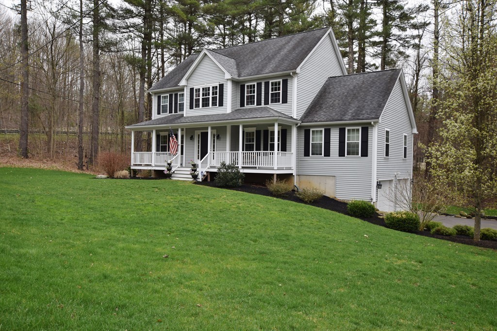 2 Champeaux Road Sturbridge, MA 01518 - Photo 2 of 30
