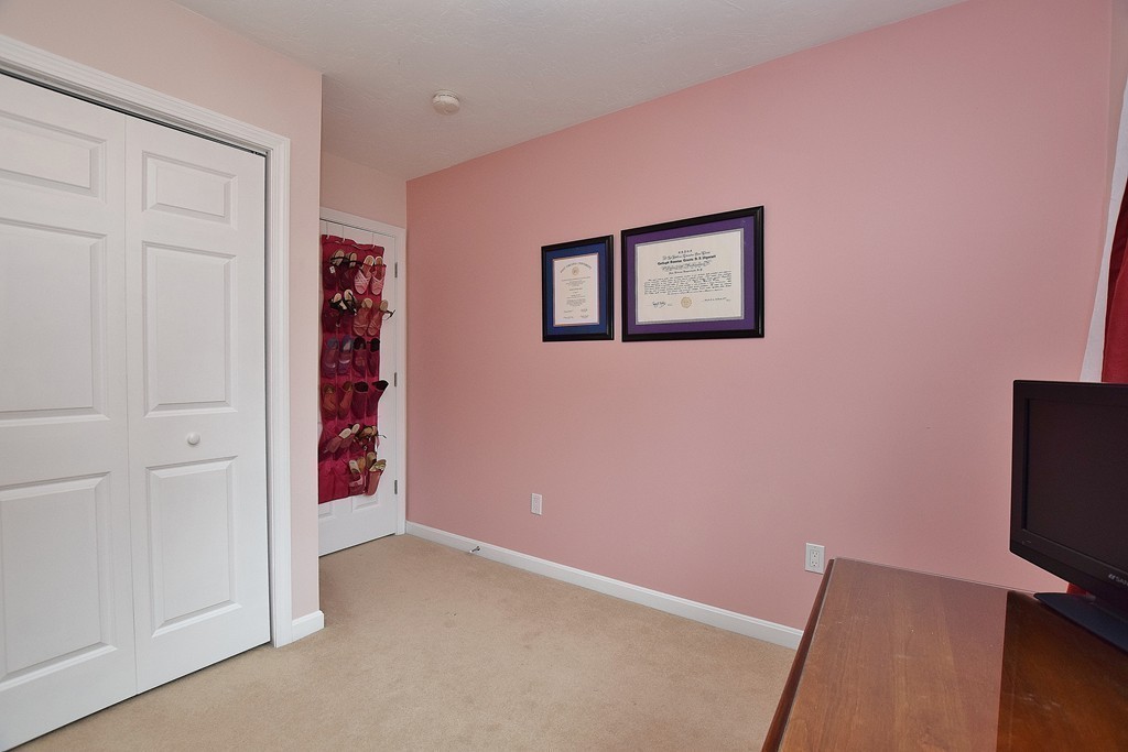 2 Champeaux Road Sturbridge, MA 01518 - Photo 27 of 30