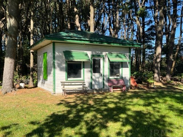 9524 12th Road Plymouth, IN 46563 - Photo 11 of 29