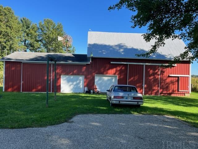 9524 12th Road Plymouth, IN 46563 - Photo 3 of 29