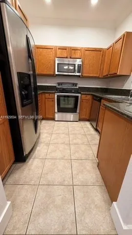 $3,250 | 21419 Northwest 13th Court, Unit 110, Miami Gardens, FL 33169