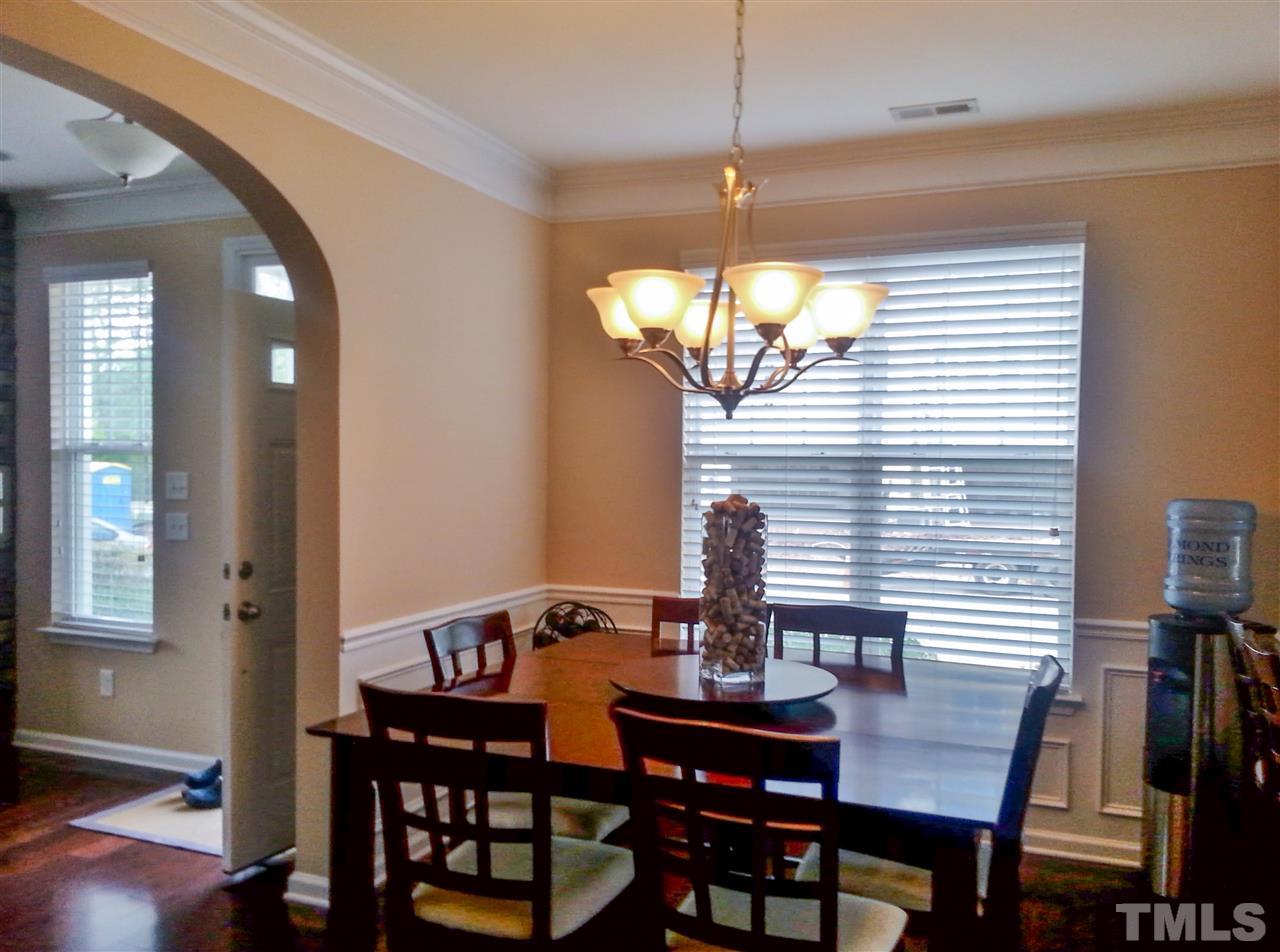 10131 Lynnberry Place Raleigh, NC 27617 - Photo 6 of 25 Gallery Image 6
