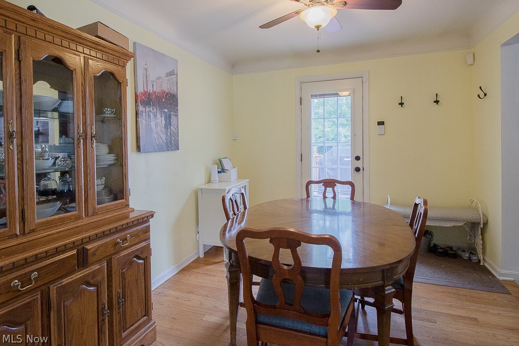 5711 Cherokee Road Cleveland, OH 44124 - Photo 13 of 31
