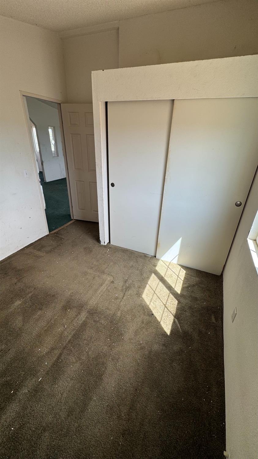 11086 Kelly Street Mojave, CA 93501 - Photo 6 of 10