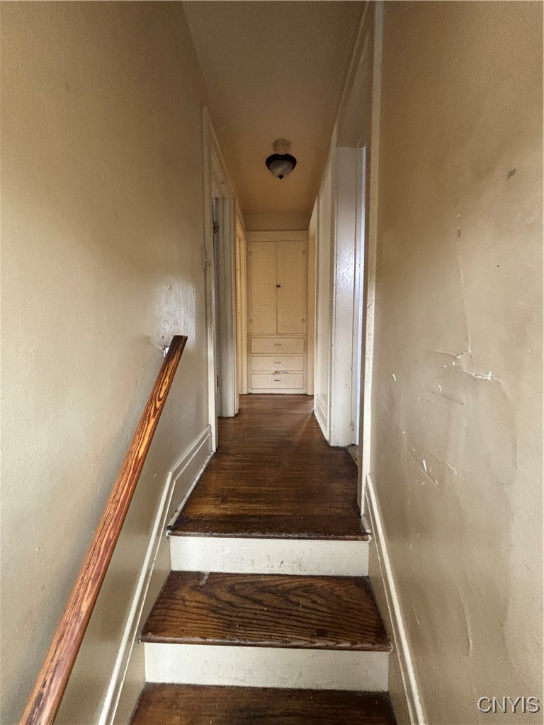 609 West Colvin Street Syracuse, NY 13205 - Photo 17 of 24