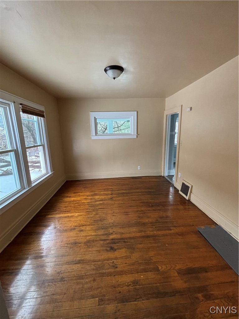 609 West Colvin Street Syracuse, NY 13205 - Photo 3 of 24