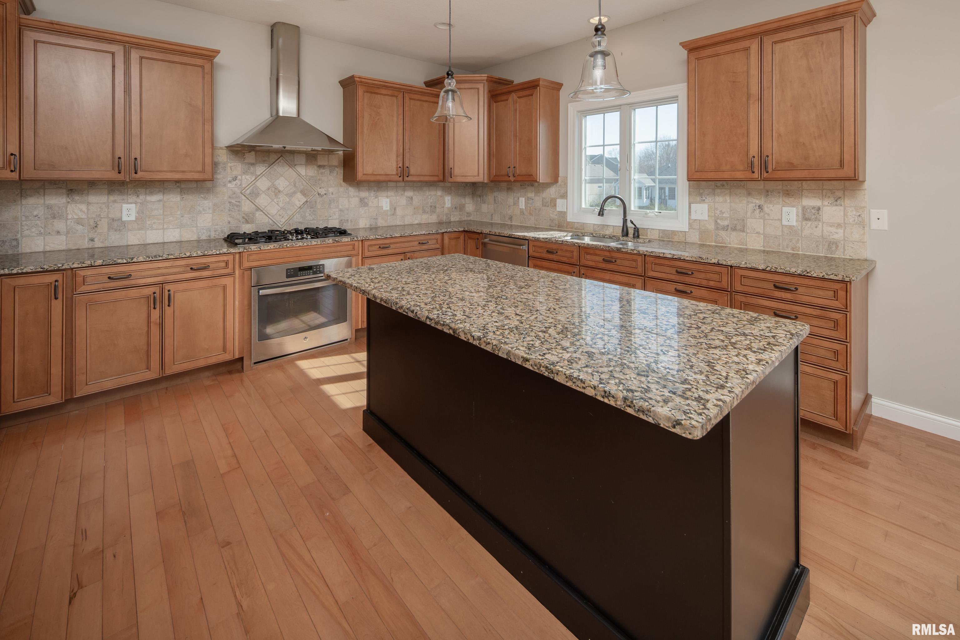 3211 Westminster Road Bettendorf, IA 52722 - Photo 20 of 47 Gallery Image 20