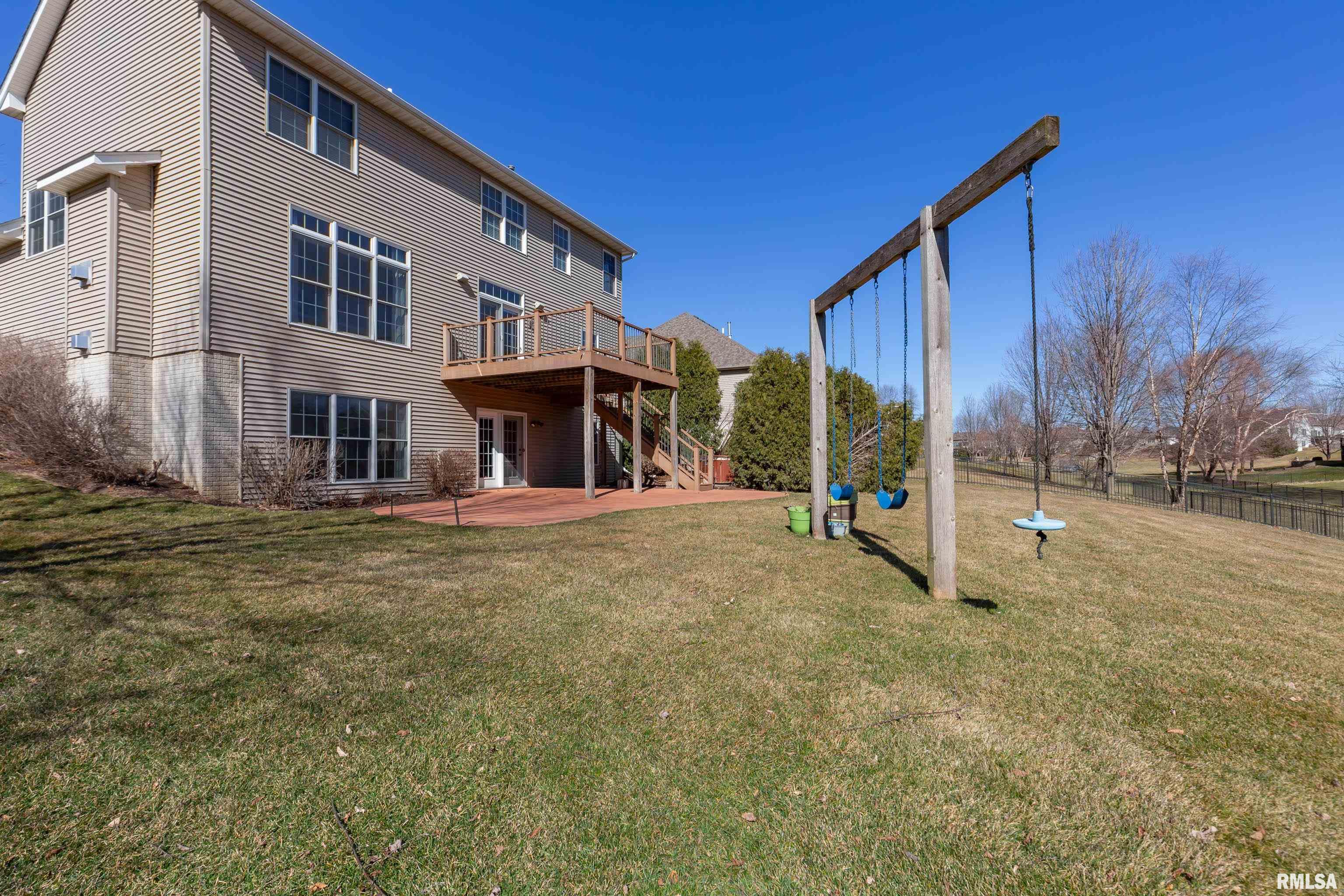 3211 Westminster Road Bettendorf, IA 52722 - Photo 5 of 47 Gallery Image 5
