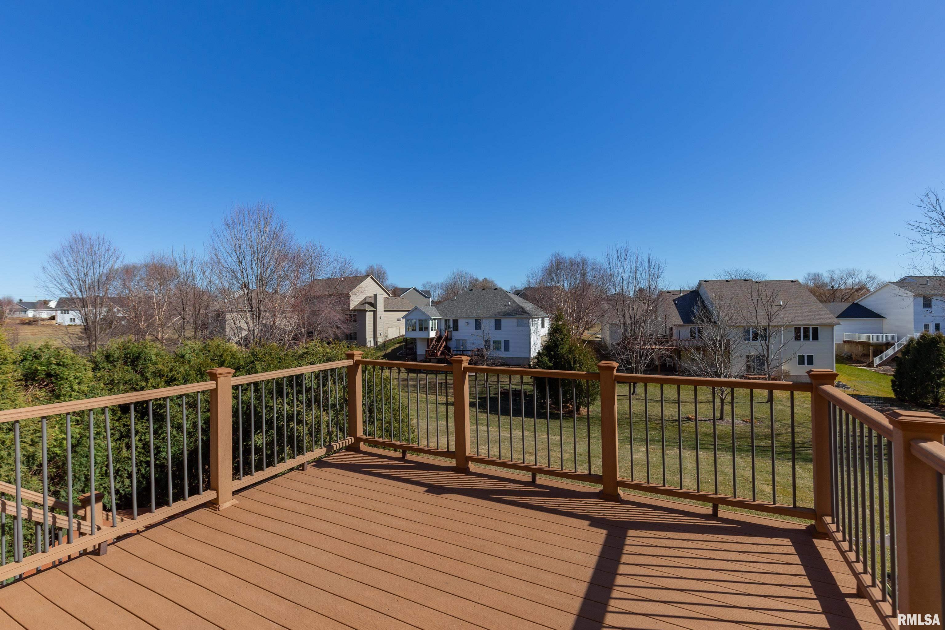 3211 Westminster Road Bettendorf, IA 52722 - Photo 8 of 47 Gallery Image 8