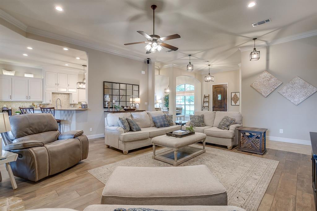 119 Antler Ridge Court Azle, TX 76020 - Photo 8 of 40