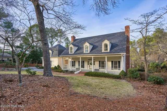 $1,250,000 | 12 Lochdon Court, Pinehurst, NC 28374